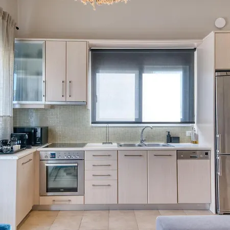 Deluxe Seaside For 6