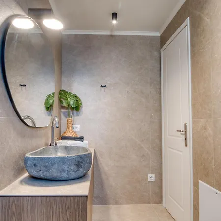 Vakantiehuis Deluxe Seaside For 6 Kandia