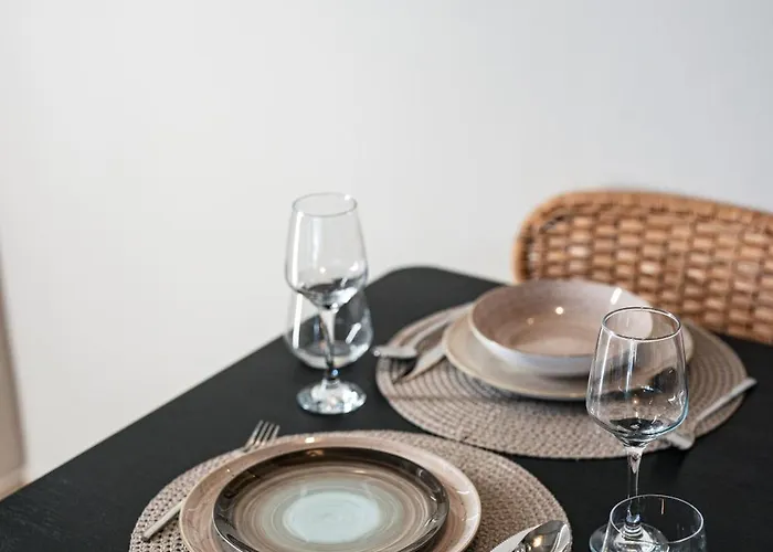 Deluxe Seaside For 6 Kandia