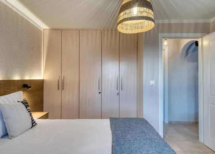 Deluxe Seaside For 6 * Kandia